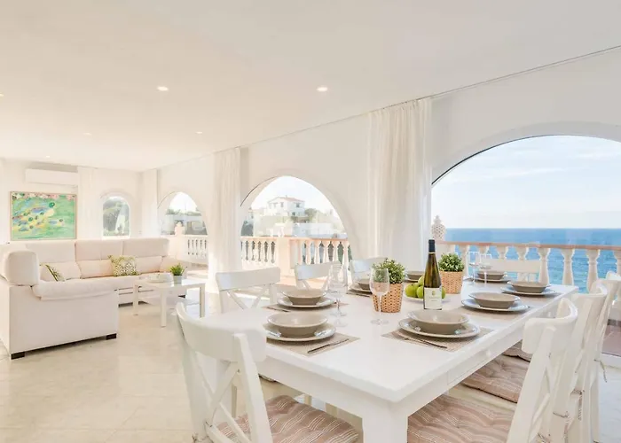 Alta Mar * Cala En Porter (Menorca)